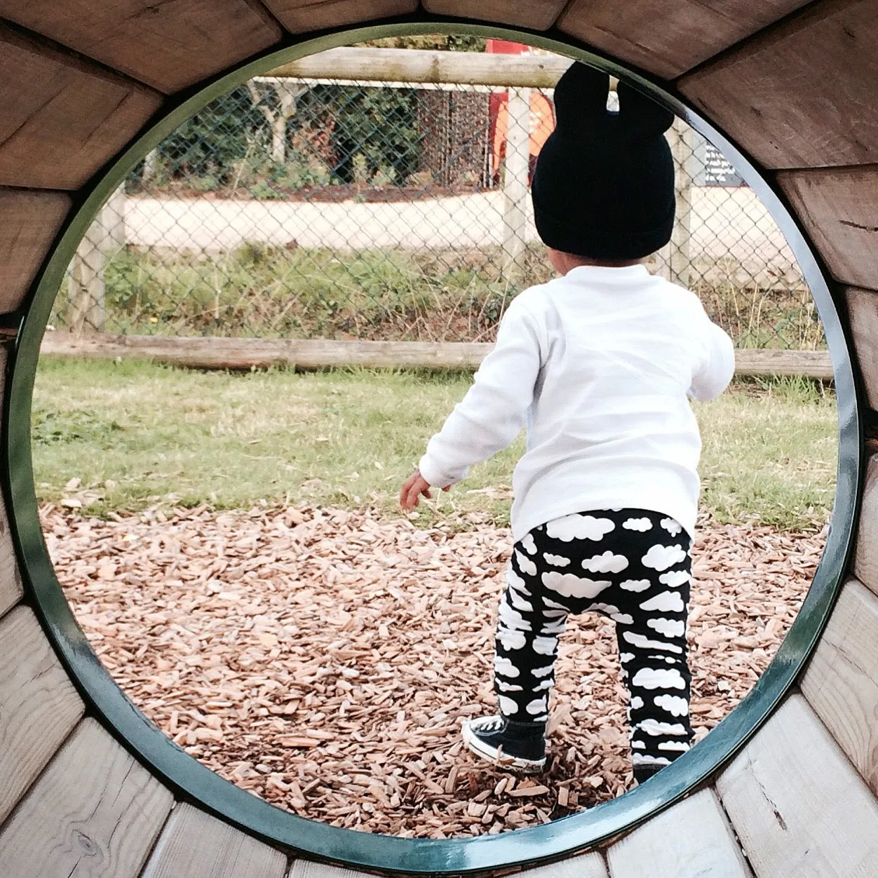 Black Cloud Print Baby Leggings