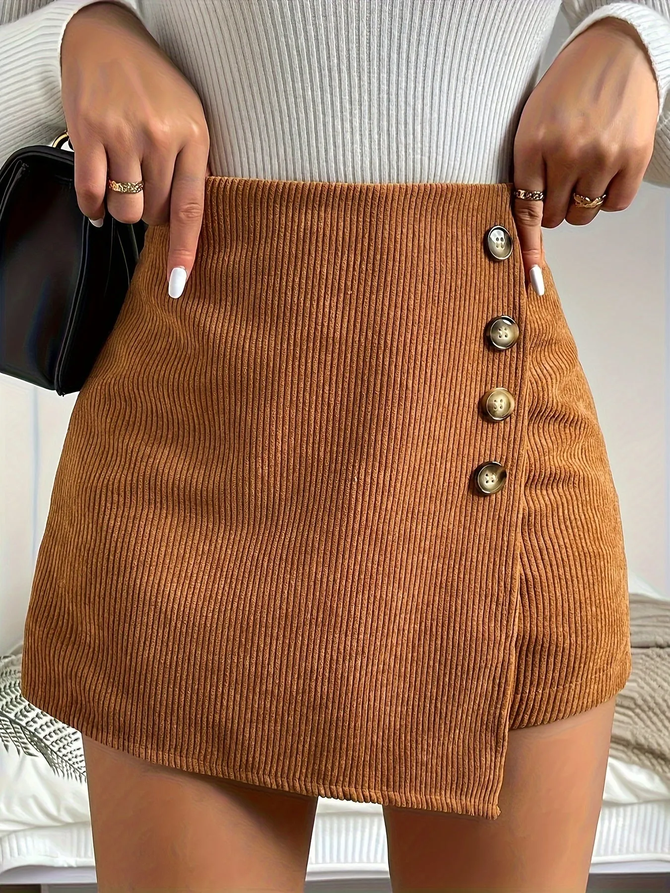 Chic High Waist Textured Skort with Asymmetrical Hem