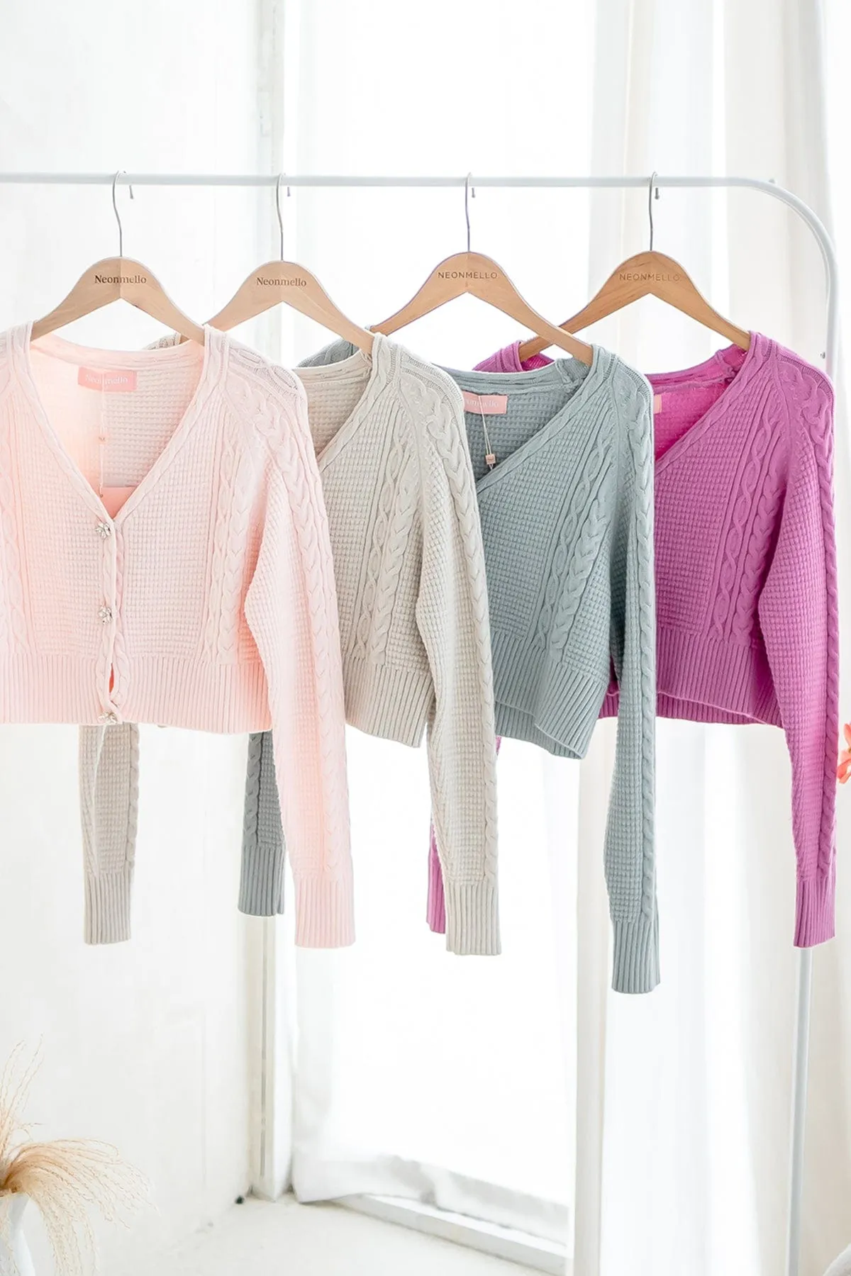 DANIELLE WEAVED CARDIGAN IN SOFT PINK