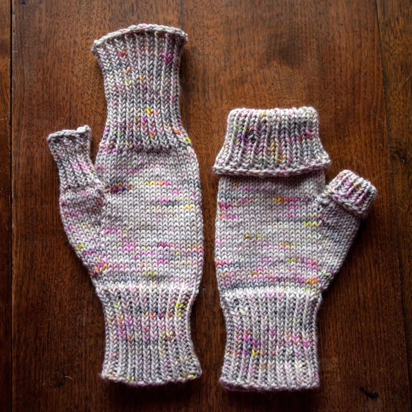 Fairlight Fibers Pattern: Point Edwards Mitts