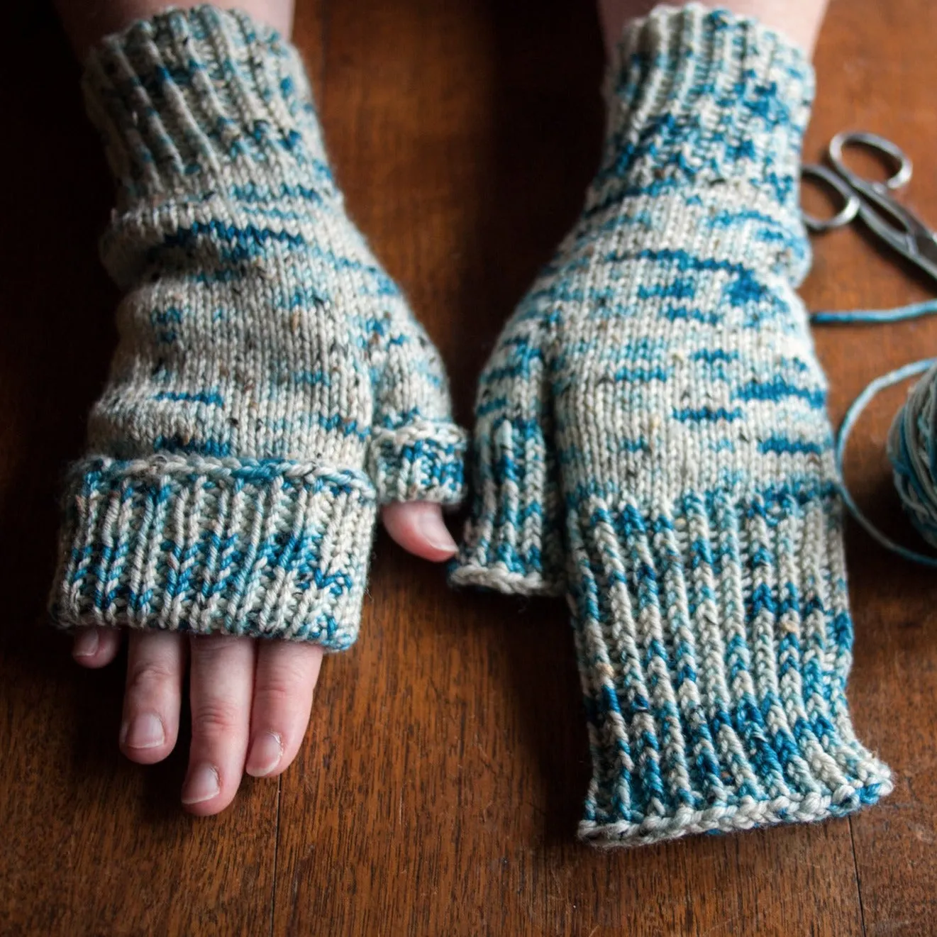 Fairlight Fibers Pattern: Point Edwards Mitts