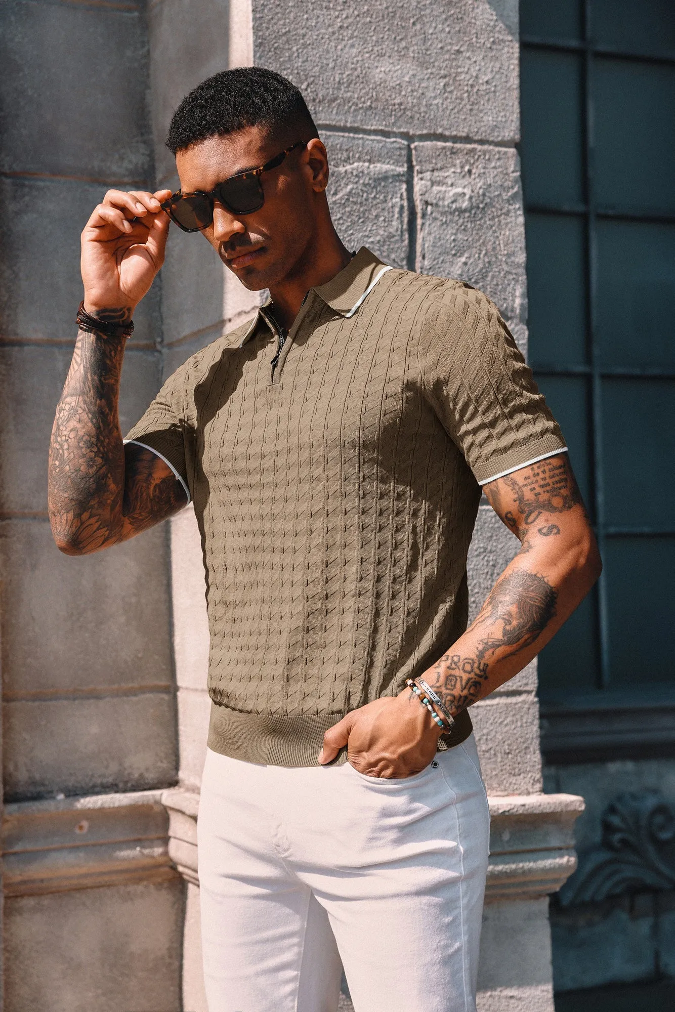 Men Stylish Lapel Collar Knitwear Short Sleeve Zip-up Neck Knitted Shirts