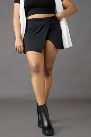 Sculpted Curves Black Skort